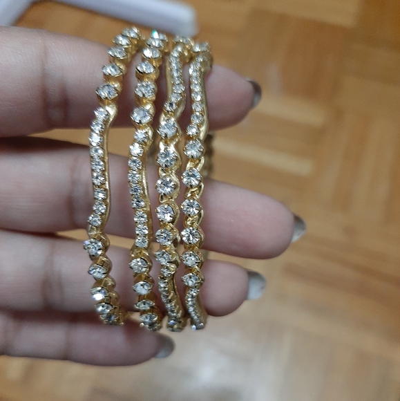 Bangels - Picture 2 of 2